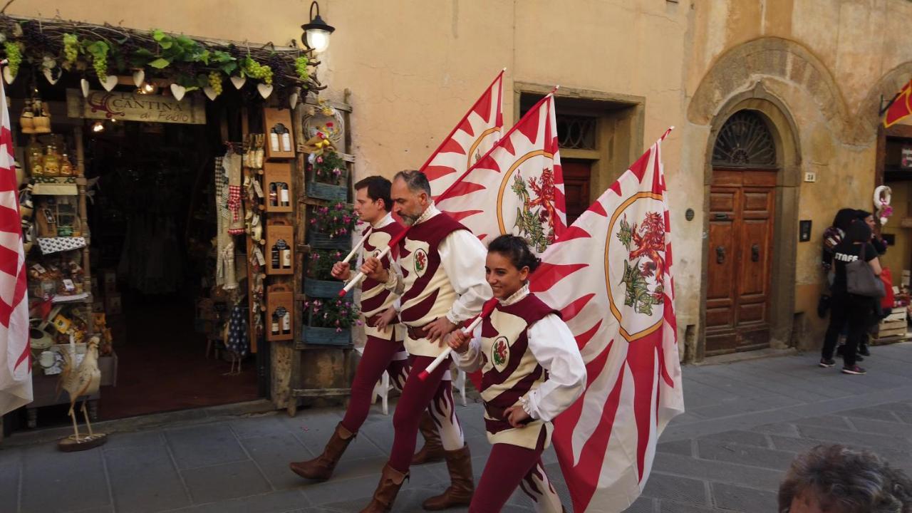 Podere Le Volpaie, Volterra, Tuscany มอนเตคาตีนี วัล ดิ เชชินา ภายนอก รูปภาพ