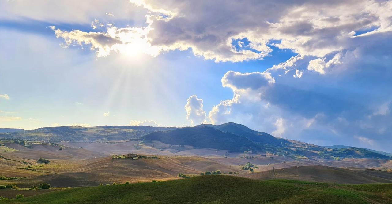 Podere Le Volpaie, Volterra, Tuscany มอนเตคาตีนี วัล ดิ เชชินา ภายนอก รูปภาพ