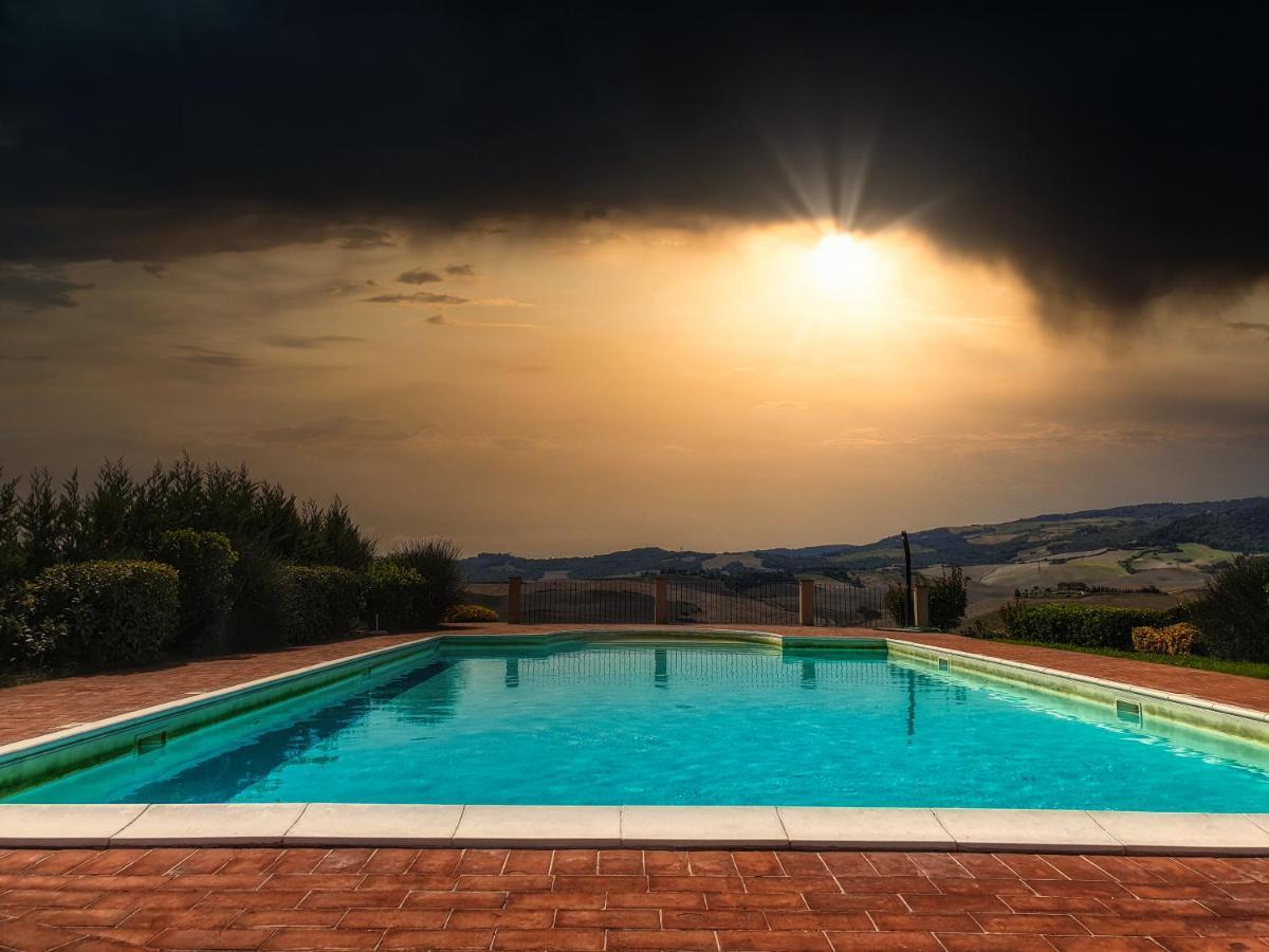 Podere Le Volpaie, Volterra, Tuscany มอนเตคาตีนี วัล ดิ เชชินา ภายนอก รูปภาพ